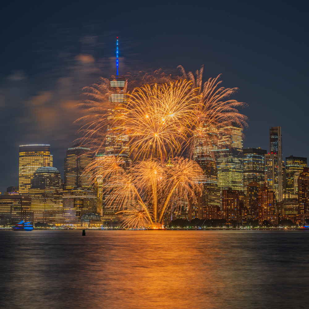 Freedom Tower, Manhattan, Fireworks, Downtown, Night Sky, City Lights, Skyline, New York City, Celebration, Colorful Display