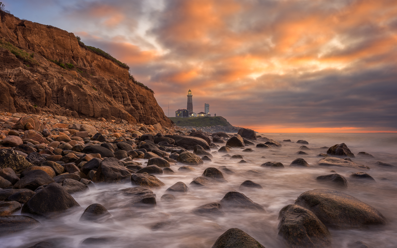 Commissioned under President George Washington on April 12th 1792 The Montauk Point Lighthouse stands tall and proud at the Eastern...
